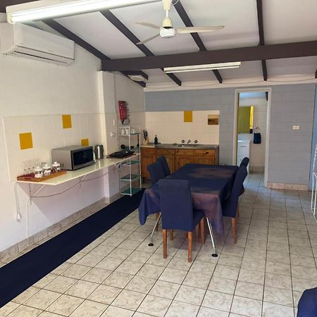 Pelican Point Waterfront Resort Formerly Carnarvon Beach Retreat Экстерьер фото