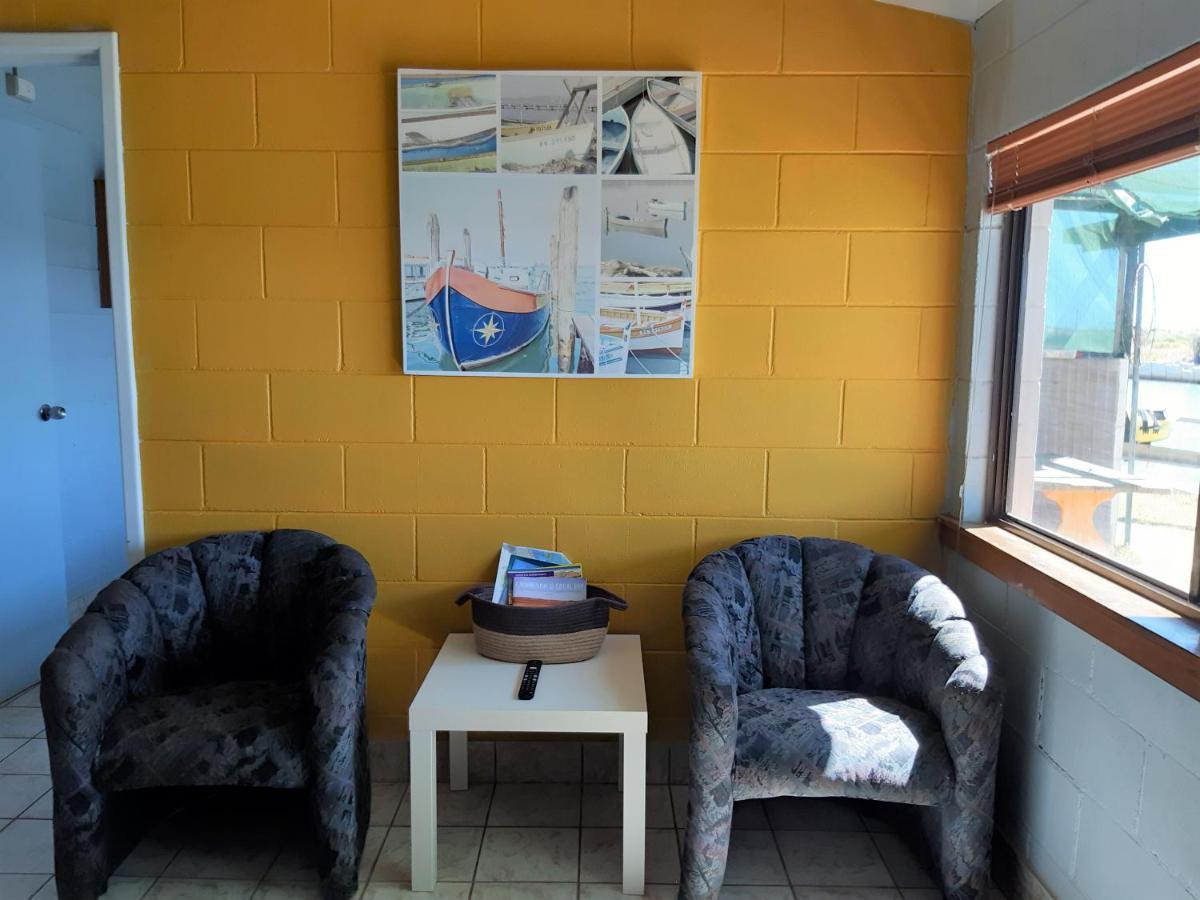 Pelican Point Waterfront Resort Formerly Carnarvon Beach Retreat Экстерьер фото